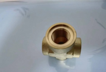 四通铜接头